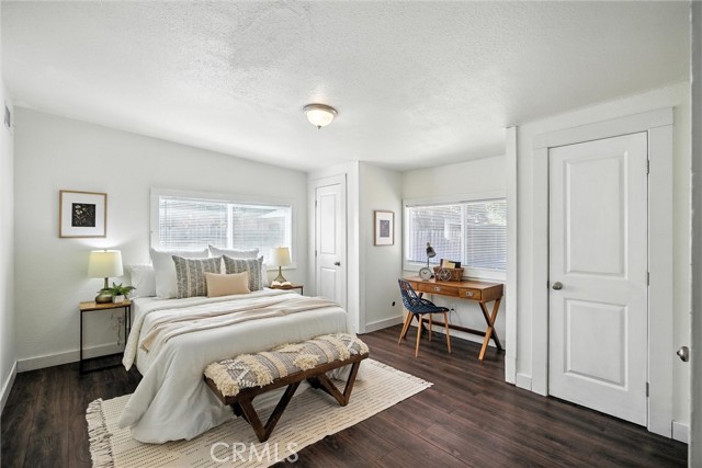 Detail Gallery Image 5 of 24 For 324 W 16th St, Chico,  CA 95928 - 3 Beds | 2 Baths