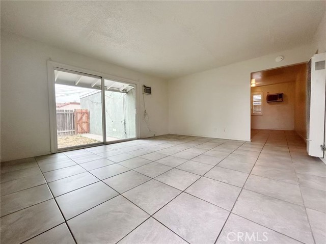 Detail Gallery Image 5 of 17 For 1016 W El Morado Ct #C,  Ontario,  CA 91762 - 2 Beds | 1 Baths