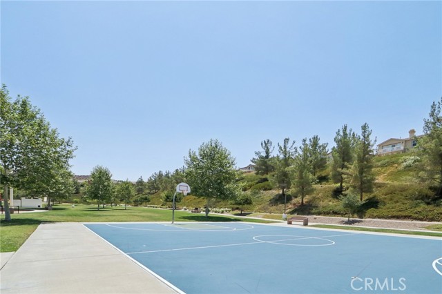 27220 Sterling Grove Lane, Canyon Country CA: https://media.crmls.org/medias/753e174e-3ac5-4605-93be-b9cd6e2f1eaa.jpg