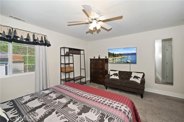 42824 Cedar Avenue, Big Bear Lake, CA 92315