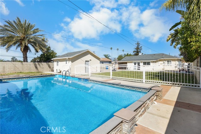 Detail Gallery Image 37 of 45 For 1414 E Thackery, West Covina,  CA 91791 - 4 Beds | 2 Baths