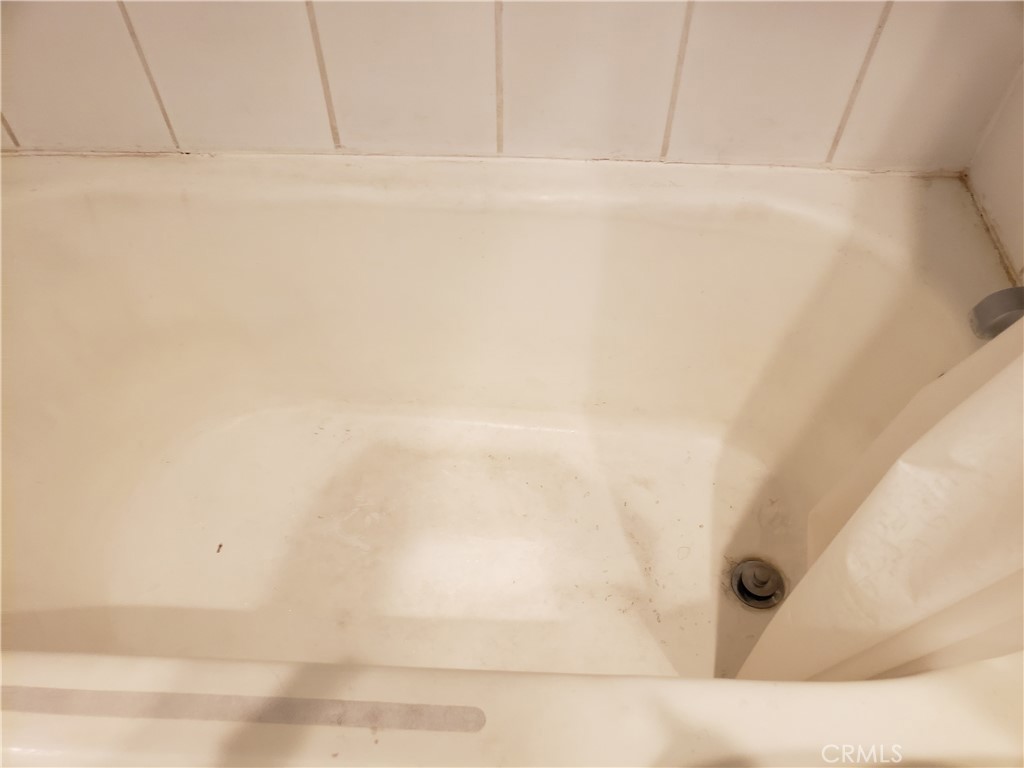 https://media.crmls.org/medias/753f7e20-04f0-41af-afba-c0ff7cd290b4.jpg?preset=X-Large
