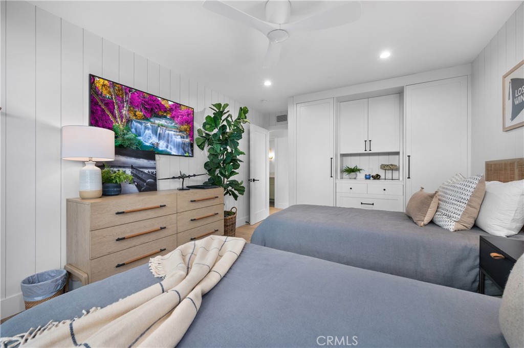 754013eb 32b0 4b49 A785 C908eb825d68