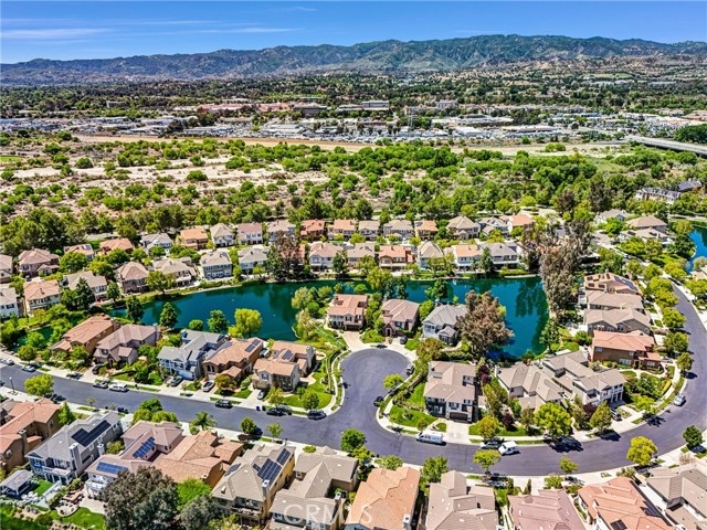 Detail Gallery Image 38 of 38 For 23922 Lakeside Rd, Valencia,  CA 91355 - 3 Beds | 3 Baths