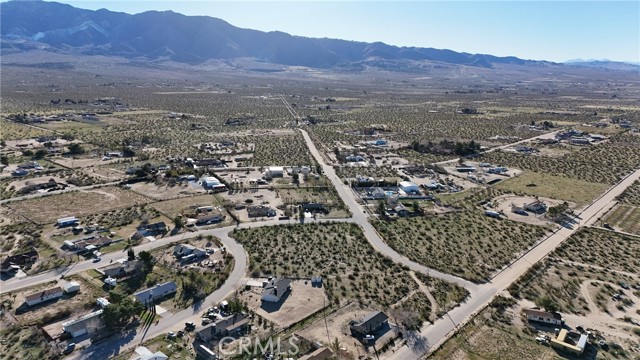 501 Kingsley, Lucerne Valley CA: https://media.crmls.org/medias/7541b0dc-3637-4143-8063-01ff2fe3f1a9.jpg