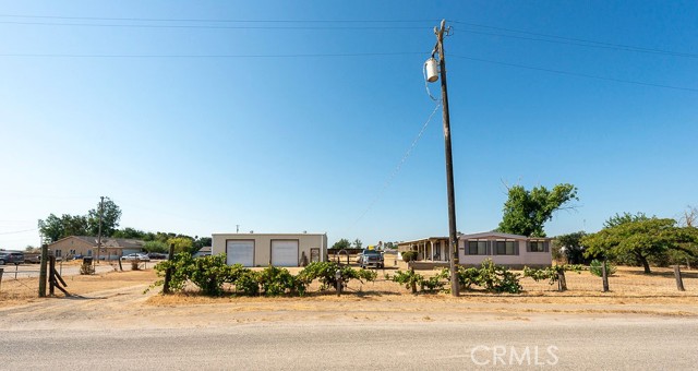 Detail Gallery Image 1 of 1 For 32358 Avenue 11 1/4, Madera,  CA 93636 - 3 Beds | 2 Baths