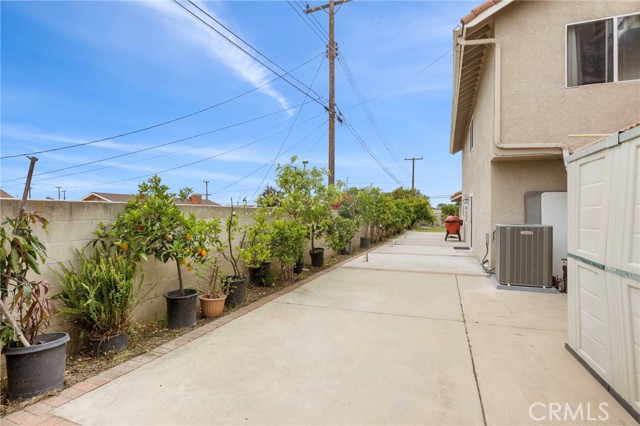4950 N Treanor Avenue, Covina CA: https://media.crmls.org/medias/7541dfd5-b713-4925-bd26-42b0bff84d90.jpg