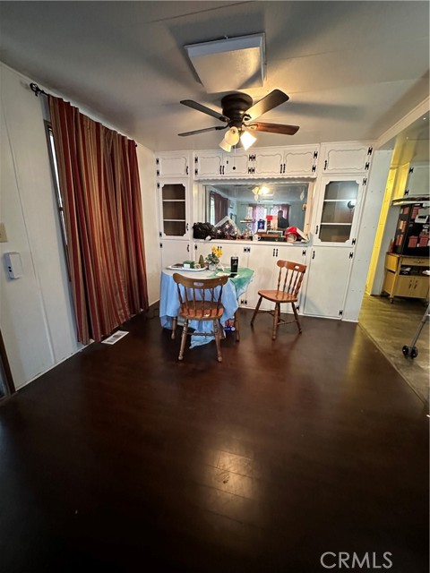 12813 Seventh, Yucaipa CA: https://media.crmls.org/medias/754366b2-e677-446d-961a-5e5946b41458.jpg