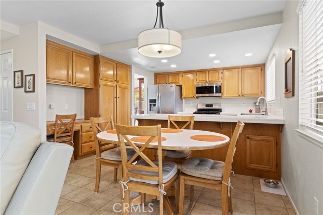 Detail Gallery Image 14 of 40 For 39495 Seven Oaks, Murrieta,  CA 92562 - 4 Beds | 3 Baths