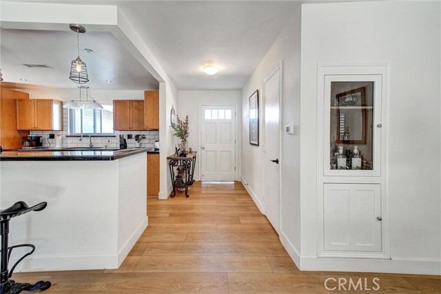 Detail Gallery Image 9 of 33 For 1776 Kearney Ave, Simi Valley,  CA 93065 - 3 Beds | 1/1 Baths