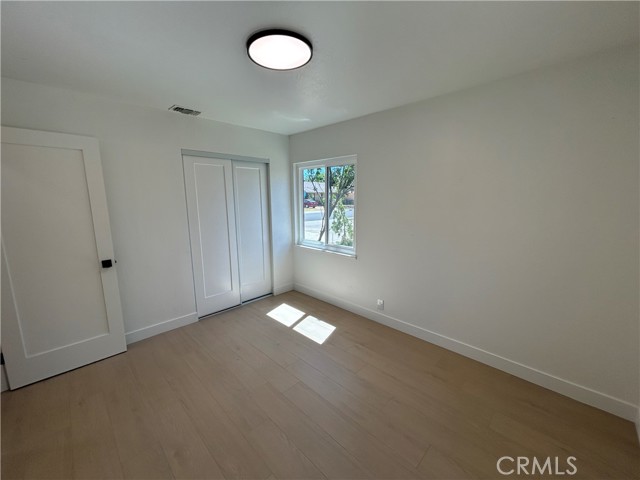 283 E Churchill Street, Stockton CA: https://media.crmls.org/medias/75470548-408b-44c0-8e9f-db3d276436b7.jpg