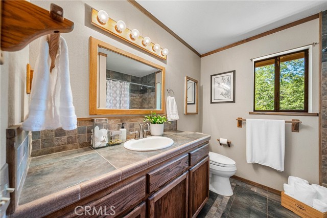 Detail Gallery Image 31 of 56 For 10512 Rosa Trl, Kelseyville,  CA 95451 - 3 Beds | 4 Baths