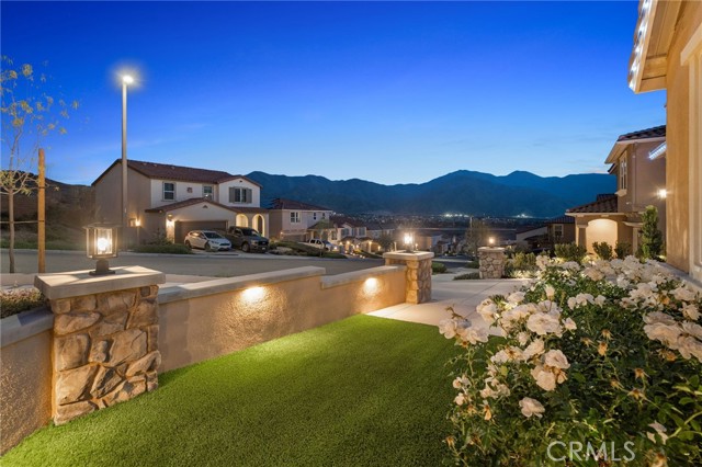 Detail Gallery Image 4 of 75 For 11932 Stonefield Dr, Corona,  CA 92883 - 4 Beds | 2/1 Baths