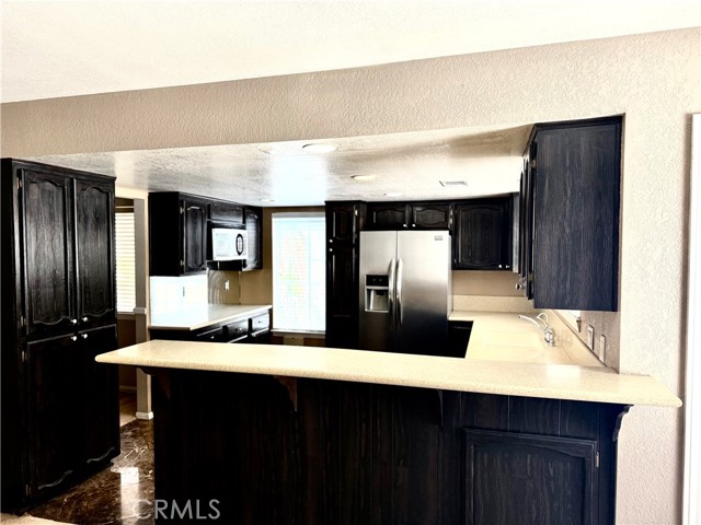 Detail Gallery Image 6 of 23 For 22962 Giant Fir Pl, Canyon Lake,  CA 92587 - 3 Beds | 2 Baths