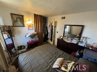 https://media.crmls.org/medias/754a5865-1969-4d42-b679-28e26c0f101e.jpg?preset=X-Large