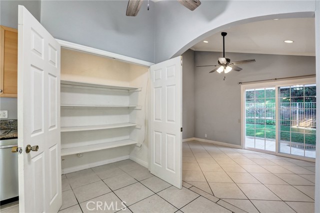 21822 Jinetes, Mission Viejo CA: https://media.crmls.org/medias/754a62d3-4e45-4916-8d4d-0bfdd0a35014.jpg