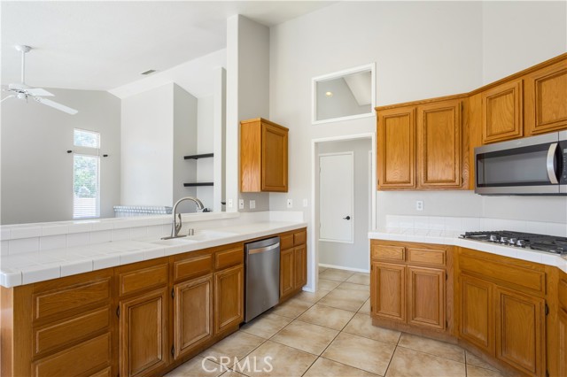 Image 3 for 13096 Lompoc Rd, Apple Valley, CA 92308