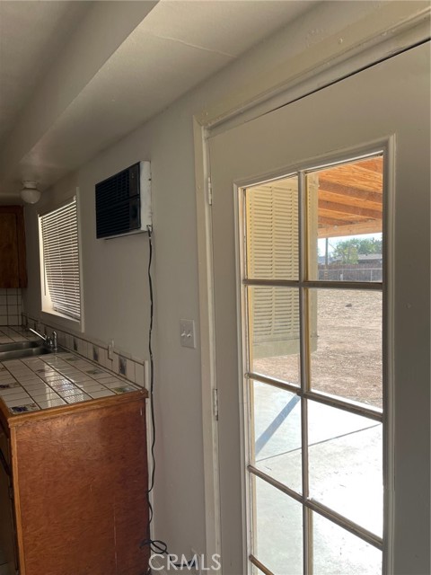 Evaporative cooler