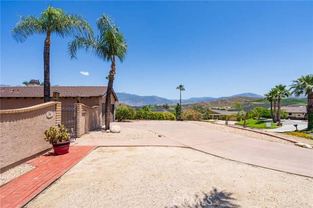 44940 Viejo Drive, Hemet CA: https://media.crmls.org/medias/754beb0c-3e65-4452-a731-b27870b10879.jpg