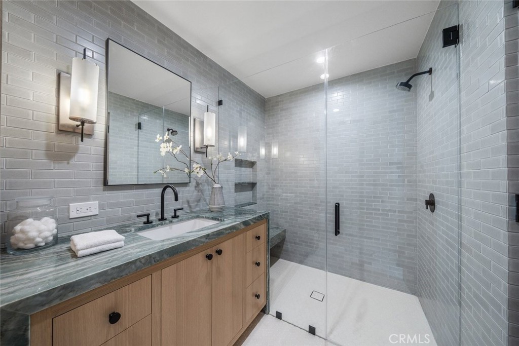 MLS #LG25233583 image #59