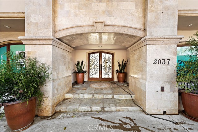 2037 S Coast, Laguna Beach CA: https://media.crmls.org/medias/754cb60f-fa6c-440d-b644-511934d02815.jpg
