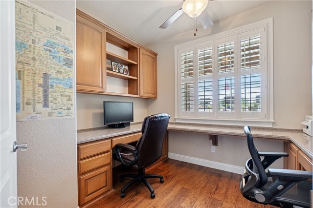 Detail Gallery Image 28 of 73 For 14260 Chinook Rd, Apple Valley,  CA 92307 - 5 Beds | 5/3 Baths
