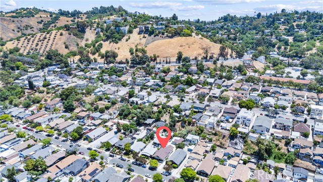 4400 Homer Street, Los Angeles CA: https://media.crmls.org/medias/754e4b98-ed5d-4717-9597-38df478ca6a8.jpg