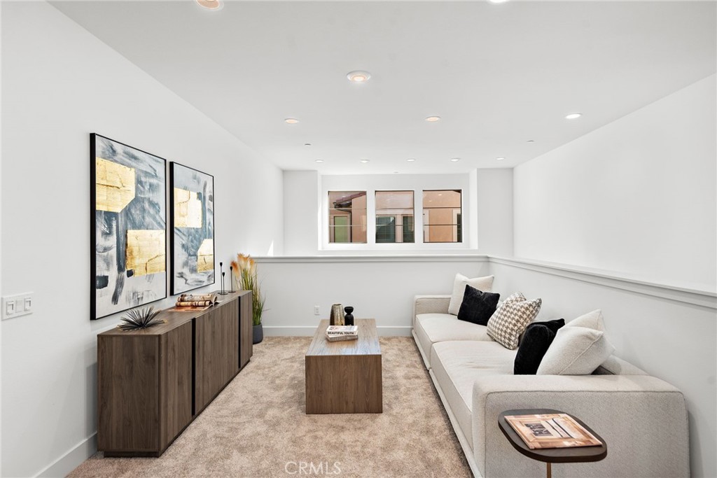 MLS #OC25183328 img 15