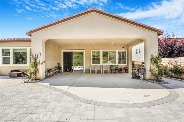 18608 Cedar Crest Drive, Canyon Country CA: https://media.crmls.org/medias/754fd7b3-3029-421a-8625-d91c5f2c8869.jpg