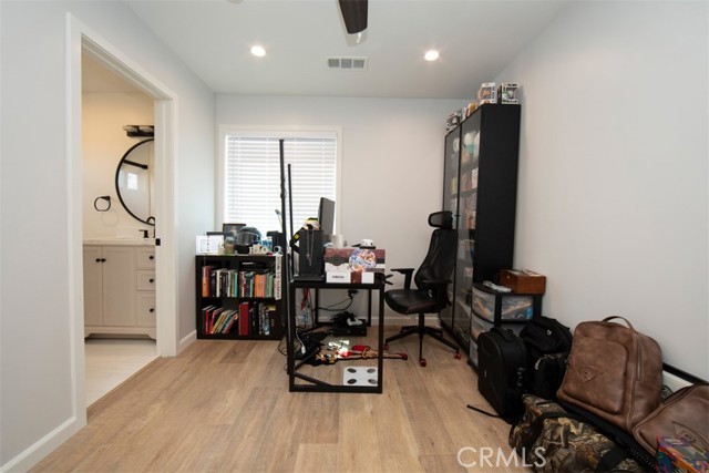 Detail Gallery Image 38 of 68 For 23404 Anza Ave, Torrance,  CA 90505 - – Beds | – Baths