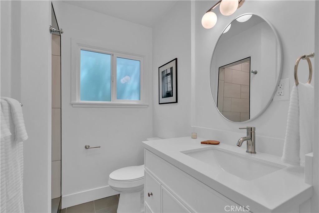 75521875 D84C 4Cab Bed7 116C8C1C011E 10525 S 5Th Avenue, Inglewood, Ca 90303 &Lt;Span Style='BackgroundColor:transparent;Padding:0Px;'&Gt; &Lt;Small&Gt; &Lt;I&Gt; &Lt;/I&Gt; &Lt;/Small&Gt;&Lt;/Span&Gt;