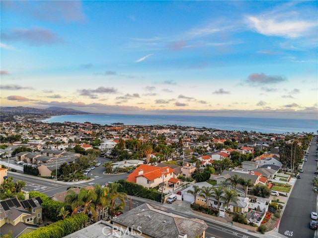 Detail Gallery Image 9 of 34 For 33702 Chula Vista Ave #C,  Dana Point,  CA 92629 - 3 Beds | 3 Baths