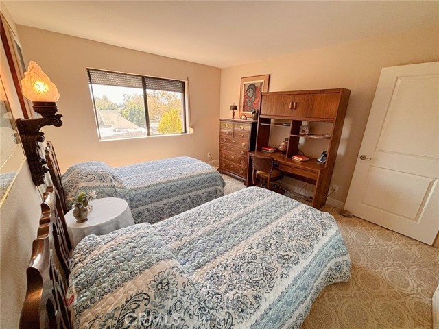12400 MONTECITO Road, Seal Beach CA: https://media.crmls.org/medias/755263a3-7ca0-47ba-a431-60b9ea9eeb2d.jpg