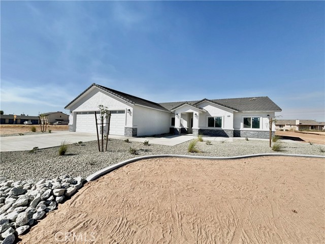 Image 3 for 21282 Laguna Rd, Apple Valley, CA 92308