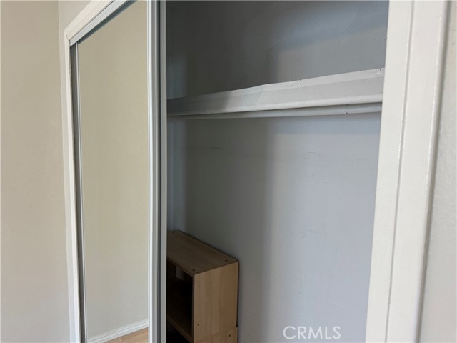 514 .5 Marigold Ave, Corona del Mar CA: https://media.crmls.org/medias/75538156-6752-422b-b099-0446f27a8755.jpg