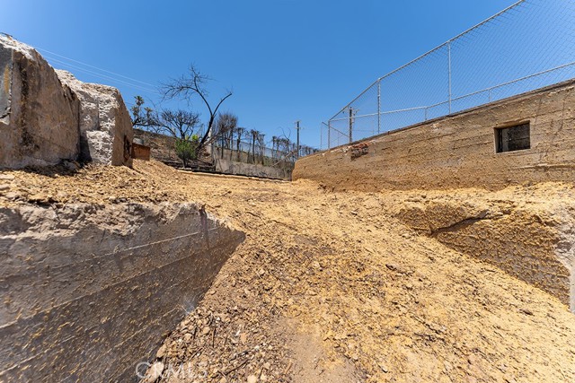 15475 Albright Street, Pacific Palisades CA: https://media.crmls.org/medias/755405ae-4008-47ae-a042-73d21fa980ac.jpg