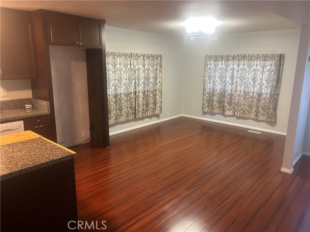 13060 2nd Street, Yucaipa CA: https://media.crmls.org/medias/7554200c-8b23-4506-8125-733db5bd5611.jpg