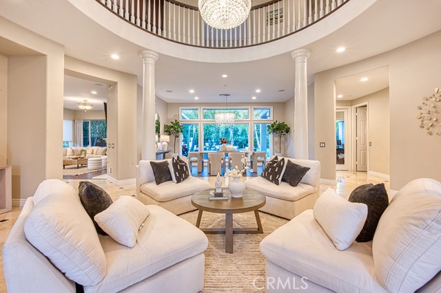 8 Joliet Drive, Coto de Caza CA: https://media.crmls.org/medias/755462b9-4613-420b-a67e-499e27d34a8f.jpg