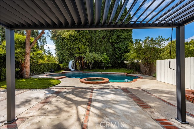 23652 Algiers Street, Mission Viejo CA: https://media.crmls.org/medias/7554bd96-8c2d-4f1f-a17e-be0e8b5dcbe0.jpg