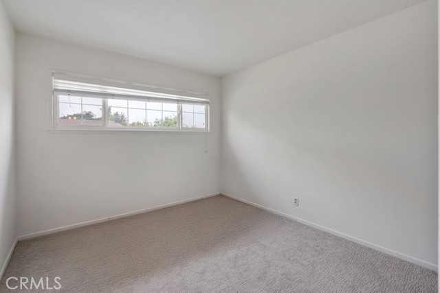 Image 30 of 41 For 17442 Parker Drive