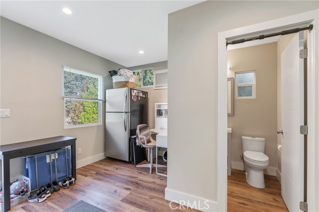 Detail Gallery Image 22 of 24 For 8034 Airlane Ave, Los Angeles,  CA 90045 - 4 Beds | 3 Baths