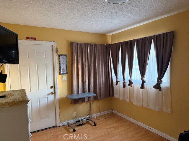 Detail Gallery Image 29 of 39 For 1439 W Kiama, Anaheim,  CA 92802 - 6 Beds | 2/1 Baths