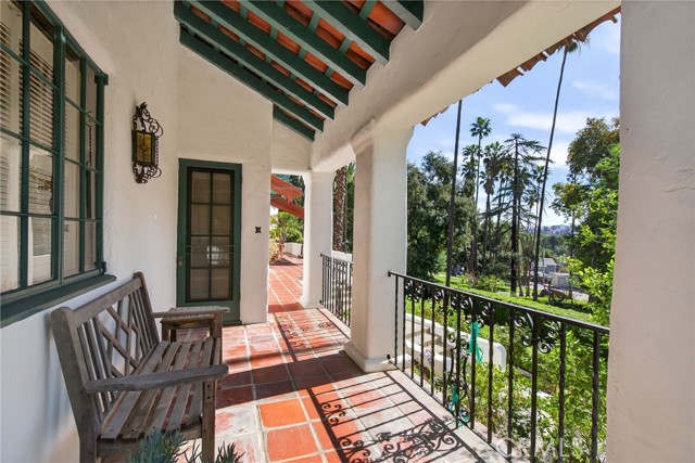 Image 32 of 42 For 4631 Ladera  