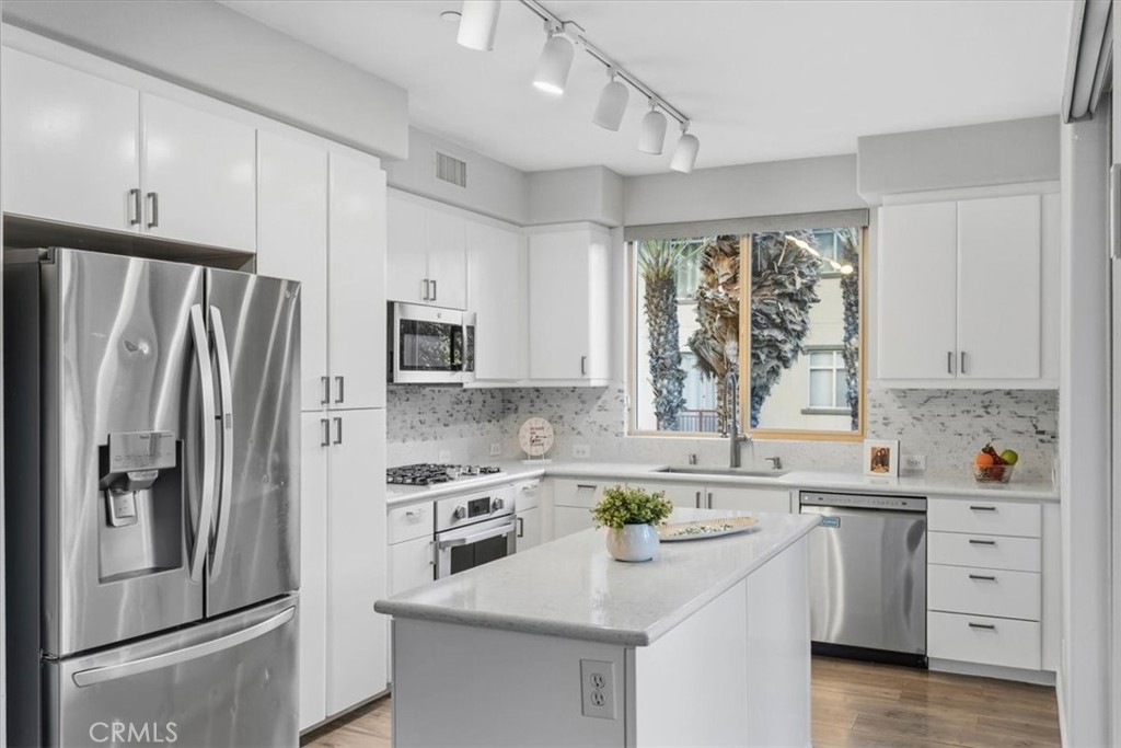 MLS #SW25223301 image #5