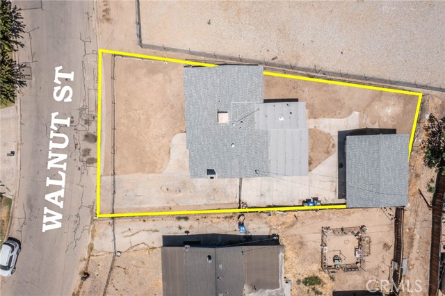 35277 Walnut Street, Barstow CA: https://media.crmls.org/medias/7557fe59-2971-4017-92f8-0b9e8105a592.jpg