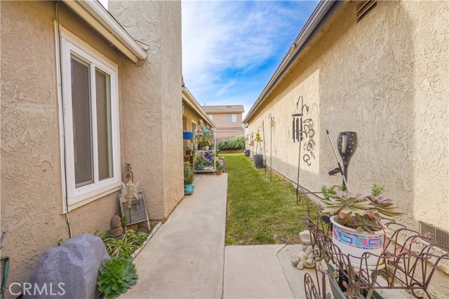 Detail Gallery Image 31 of 38 For 6335 Thunder Bay, Jurupa Valley,  CA 92509 - 3 Beds | 2 Baths
