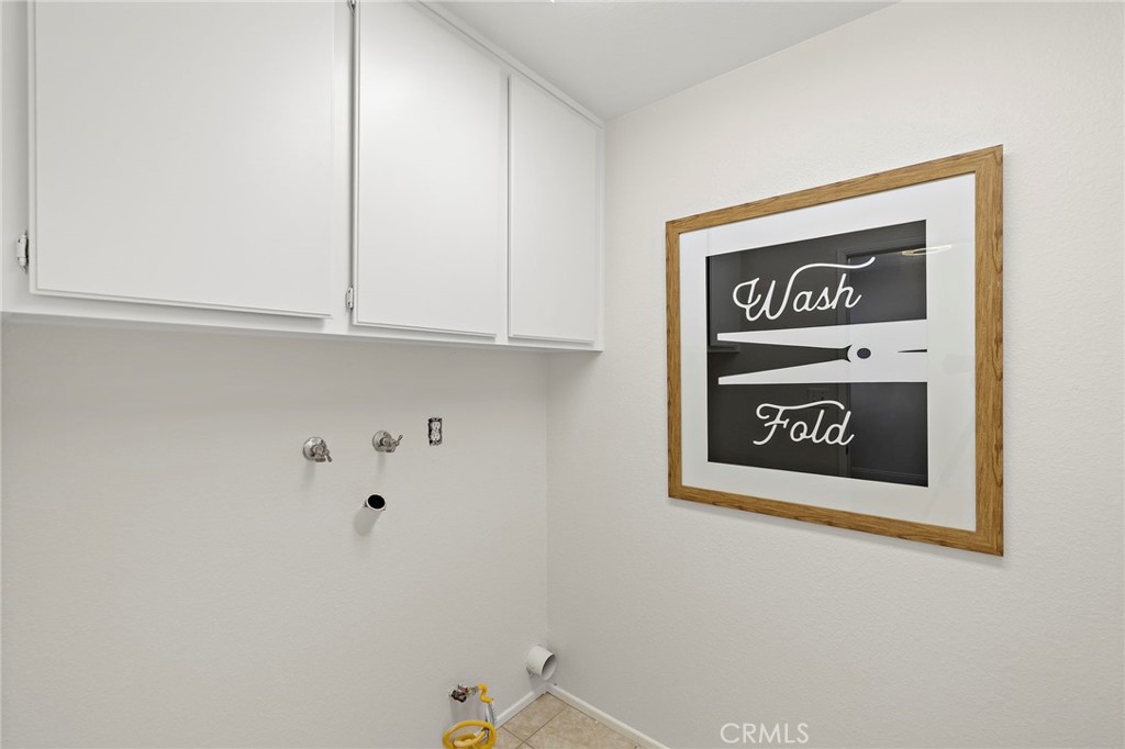 https://media.crmls.org/medias/755a5aa5-88e9-4fac-9805-eec4d0081884.jpg?preset=X-Large