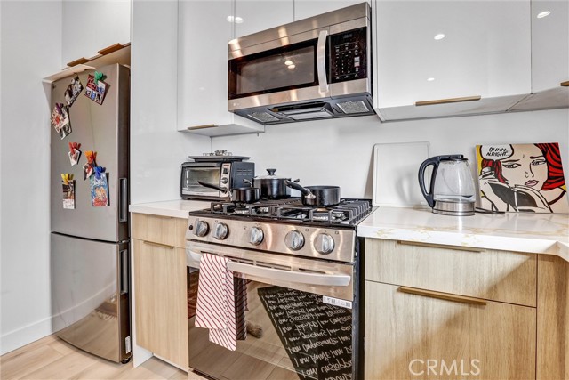 7443 Oakdale Avenue, Winnetka CA: https://media.crmls.org/medias/755ac1c5-0bdb-41df-bd55-40178e7bb0be.jpg