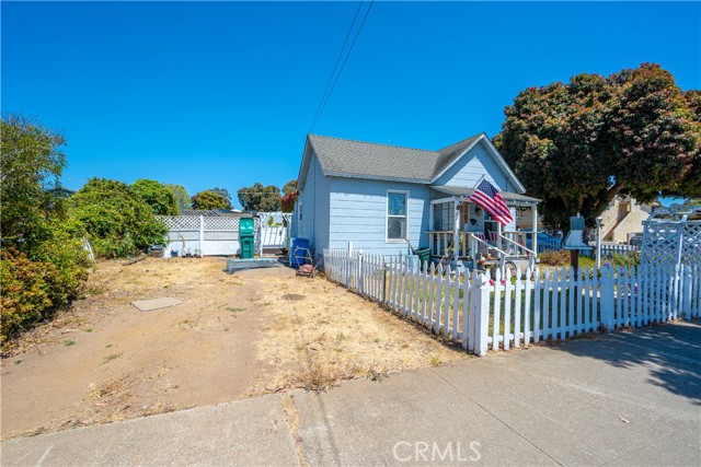 904 Monterey, Morro Bay CA: https://media.crmls.org/medias/755b2718-1632-48c2-aeb9-b2fcf8b932cc.jpg