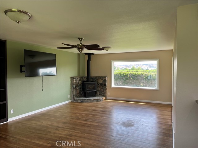 Detail Gallery Image 2 of 26 For 11122 Schafer Ave, Los Molinos,  CA 96055 - 3 Beds | 2 Baths